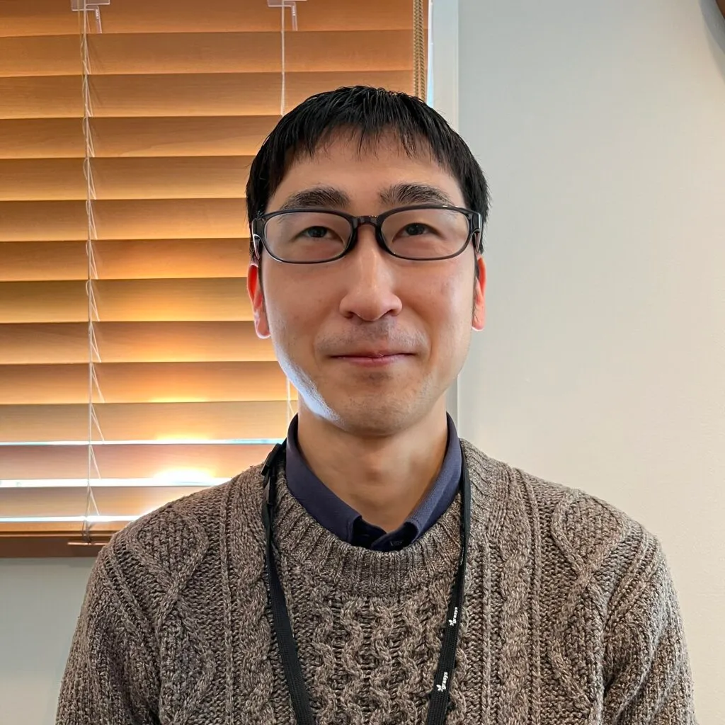 画像を読み込み、顔の特徴値を取得する画面
