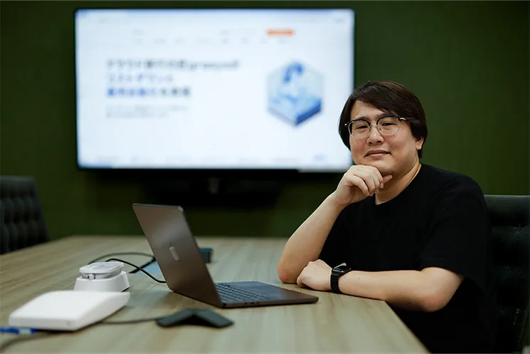 上間貫司さんの取材時のインタビューカット